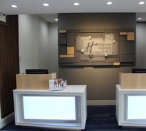 Holiday Inn Express Hotel & Suites Lobby