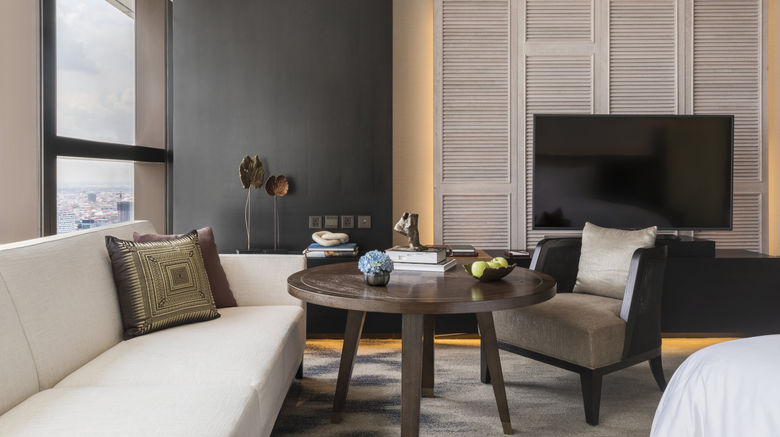 <b>Rosewood Phnom Penh Room</b>. Images powered by <a href="https://www.leonardoworldwide.com/" title="Leonardo Worldwide" target="_blank">Leonardo</a>.