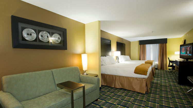 Holiday Inn Express & Suites Morrilton Suite
