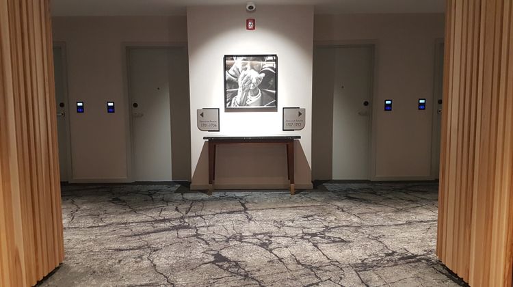 Crowne Plaza Christchurch Lobby