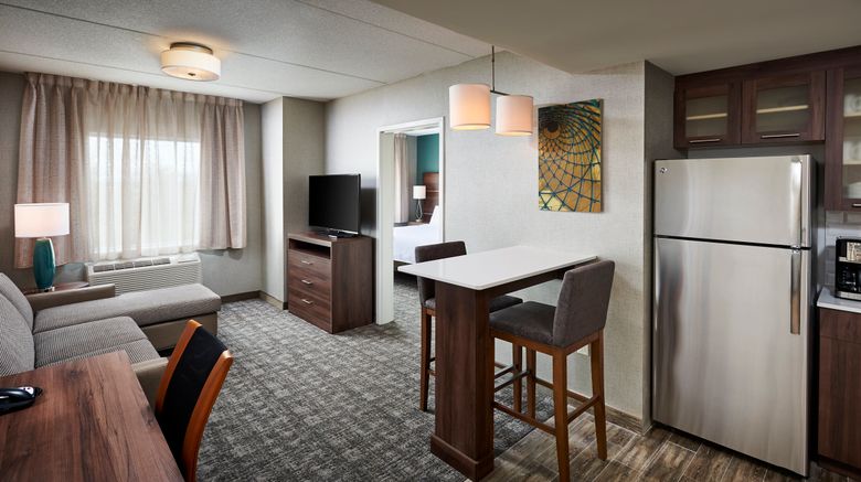 <b>Staybridge Suites Niagara-on-the-Lake Suite</b>. Images powered by <a href="https://www.leonardoworldwide.com/" title="Leonardo Worldwide" target="_blank">Leonardo</a>.