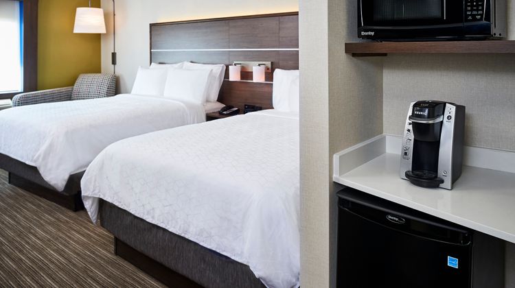 Holiday Inn Express Niagara-on-the-Lake Room