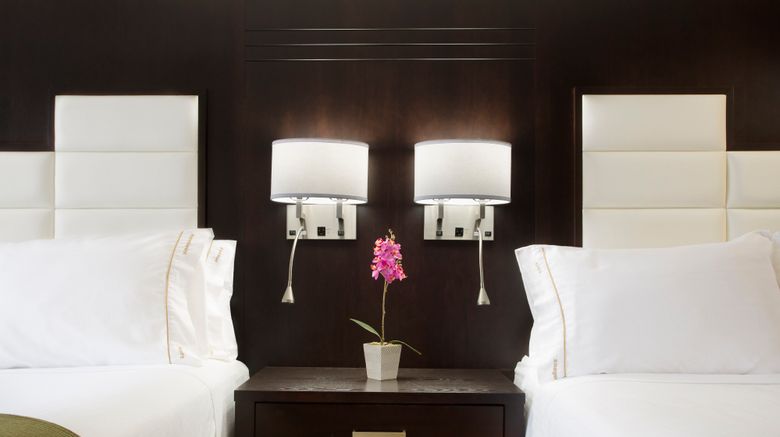 <b>Holiday Inn Express Hotel & Suites Room</b>. Images powered by <a href="https://www.leonardoworldwide.com/" title="Leonardo Worldwide" target="_blank">Leonardo</a>.