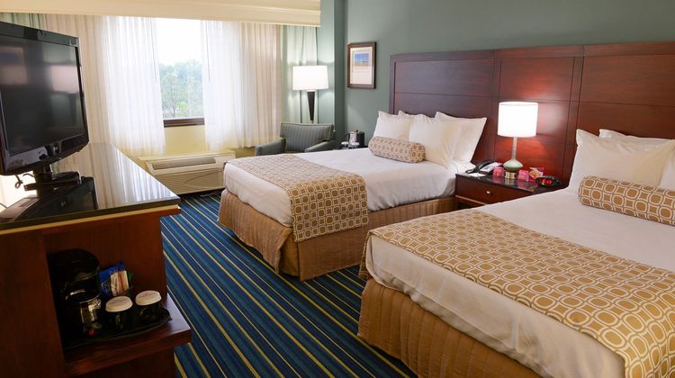 Crowne Plaza Virginia Beach Town Center Room