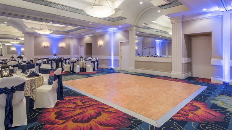 <b>Crowne Plaza Virginia Beach Town Center Meeting</b>. Images powered by <a href="https://www.leonardoworldwide.com/" title="Leonardo Worldwide" target="_blank">Leonardo</a>.