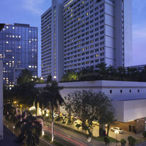 New World Makati Hotel