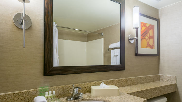 Holiday Inn Harrisburg-Hershey Hotel Room