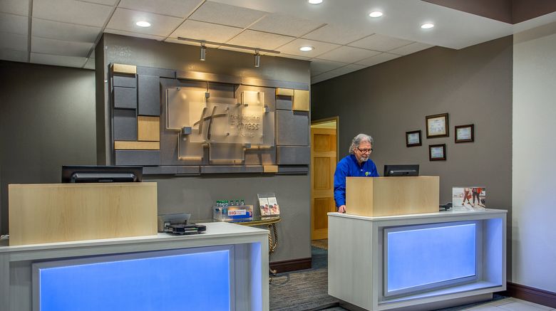 <b>Holiday Inn Express Morristown Lobby</b>. Images powered by <a href="https://www.leonardoworldwide.com/" title="Leonardo Worldwide" target="_blank">Leonardo</a>.