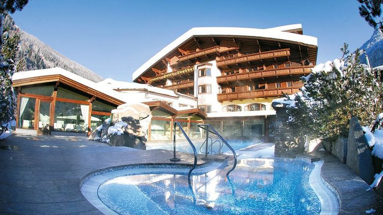 <b>Relais Chateaux Spa Hotel Jagdhof Exterior</b>. Images powered by <a href="https://www.leonardoworldwide.com/" title="Leonardo Worldwide" target="_blank">Leonardo</a>.