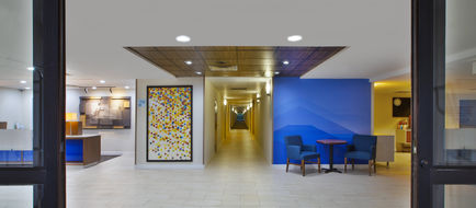 Holiday Inn Express Exterior