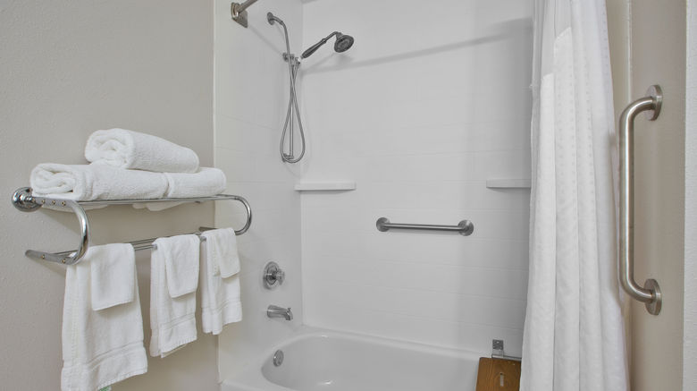 <b>Holiday Inn Express Room</b>. Images powered by <a href="https://www.leonardoworldwide.com/" title="Leonardo Worldwide" target="_blank">Leonardo</a>.