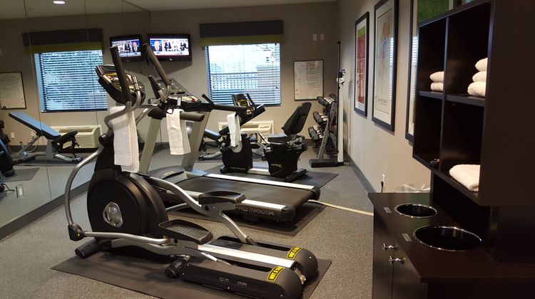 Holiday Inn Express & Suites Pearland Health Club