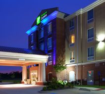Holiday Inn Express & Suites Baton Rouge Exterior