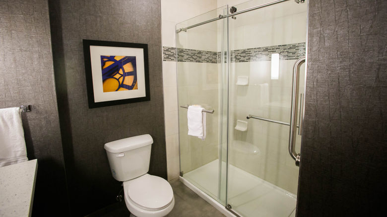 <b>Holiday Inn North Longview Room</b>. Images powered by <a href="https://www.leonardoworldwide.com/" title="Leonardo Worldwide" target="_blank">Leonardo</a>.