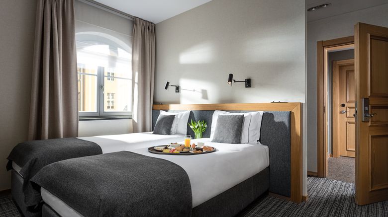 <b>Relais & Chateaux Hotel Quadrille Room</b>. Images powered by <a href="https://www.leonardoworldwide.com/" title="Leonardo Worldwide" target="_blank">Leonardo</a>.