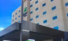 Holiday Inn Express & Suites Mexicali