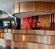 Crowne Plaza Changi Airport Lobby