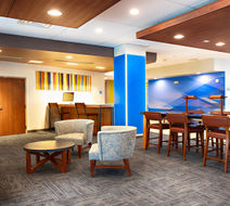 Holiday Inn Express & Stes SW Sharpstown Lobby
