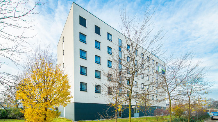Holiday Inn Express Dusseldorf City Nord Exterior