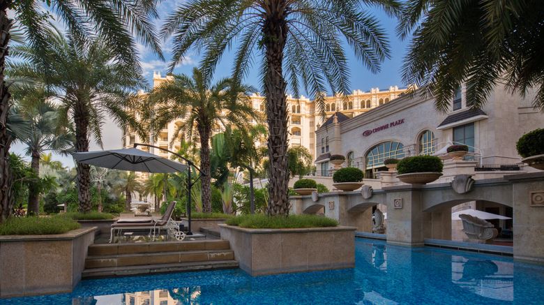 <b>Crowne Plaza Resort Sanya Bay Pool</b>. Images powered by <a href="https://www.leonardoworldwide.com/" title="Leonardo Worldwide" target="_blank">Leonardo</a>.