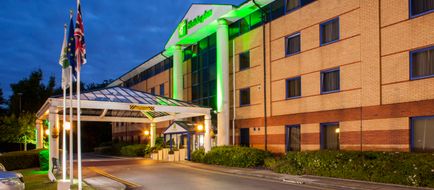 Holiday Inn Warrington Exterior