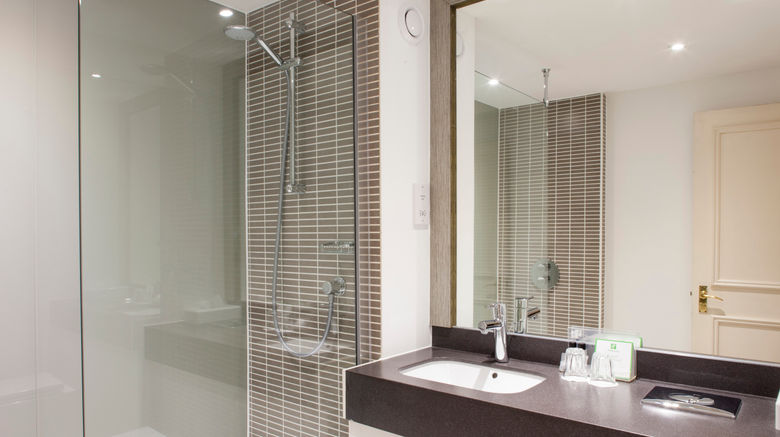<b>Holiday Inn Chester South Room</b>. Images powered by <a href="https://www.leonardoworldwide.com/" title="Leonardo Worldwide" target="_blank">Leonardo</a>.