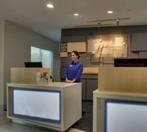 Holiday Inn Express Lexington East Lobby