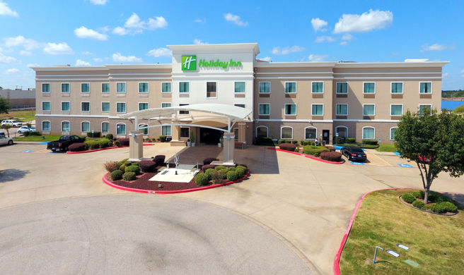 Holiday Inn North Longview Exterior