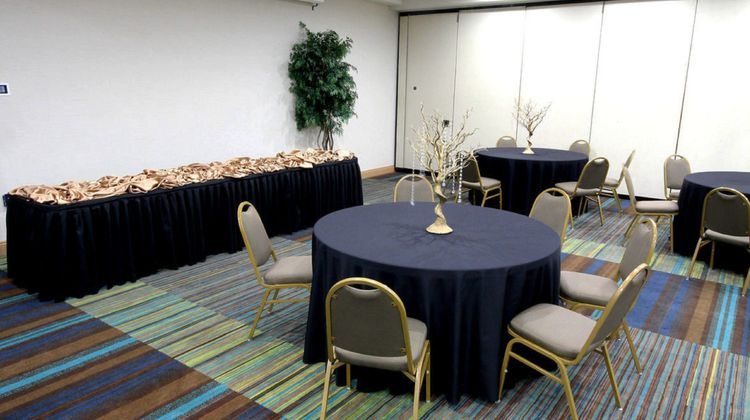 Holiday Inn Houma Meeting