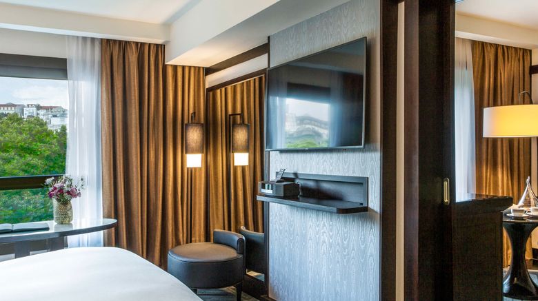 <b>Sofitel Lisbon Liberdade Suite</b>. Images powered by <a href="https://leonardo.com/" title="Leonardo Worldwide" target="_blank">Leonardo</a>.