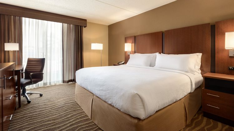 Holiday Inn Hotel & Stes, Des Moines NW Room