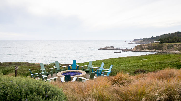 Timber Cove Resort Exterior