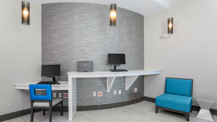 Holiday Inn Express & Suites Houston SE Other