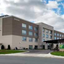 Holiday Inn Express & Suites Eagan