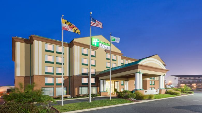 <b>Holiday Inn Express & Suites Exterior</b>. Images powered by <a href="https://www.leonardoworldwide.com/" title="Leonardo Worldwide" target="_blank">Leonardo</a>.