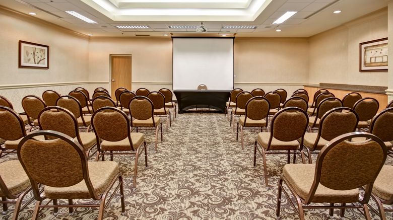 <b>Holiday Inn and Suites Windsor Meeting</b>. Images powered by <a href="https://www.leonardoworldwide.com/" title="Leonardo Worldwide" target="_blank">Leonardo</a>.