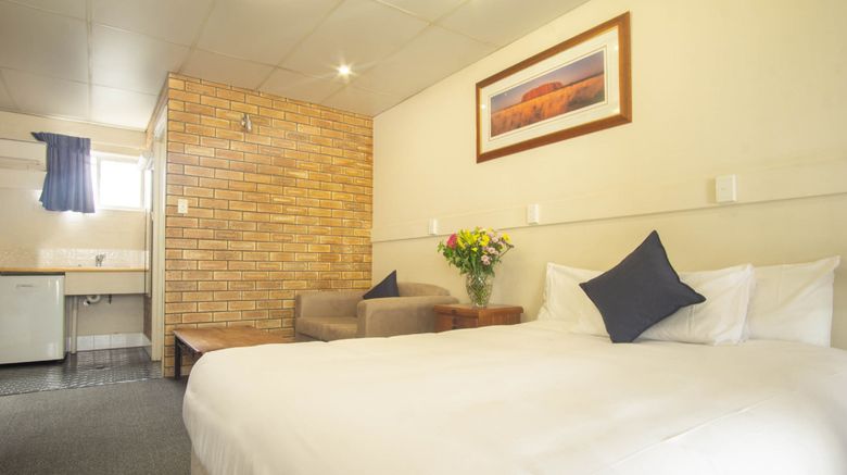 <b>Acacia Motor Inn Room</b>. Images powered by <a href="https://www.leonardoworldwide.com/" title="Leonardo Worldwide" target="_blank">Leonardo</a>.