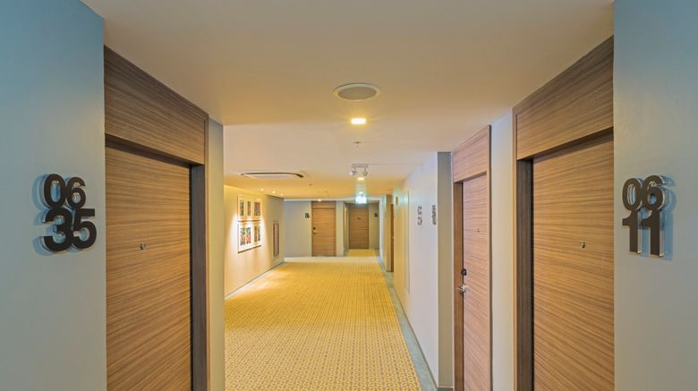 <b>Holiday Inn Express Bangkok Sathorn Lobby</b>. Images powered by <a href="https://www.leonardoworldwide.com/" title="Leonardo Worldwide" target="_blank">Leonardo</a>.