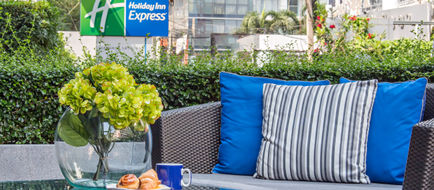 Holiday Inn Express Bangkok Sathorn Exterior