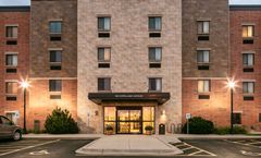 Candlewood Suites La Crosse