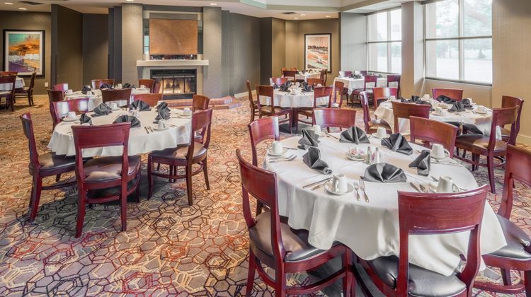Holiday Inn Manitowoc Restaurant