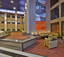 Holiday Inn Manitowoc Lobby