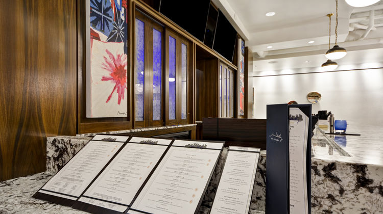 Hotel Indigo Kansas City-The Crossroads Room