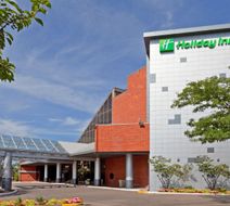 Holiday Inn Oakville Centre Exterior