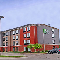 Holiday Inn Express Hotel & Suites