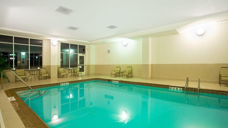 Holiday Inn Battle Creek Pool