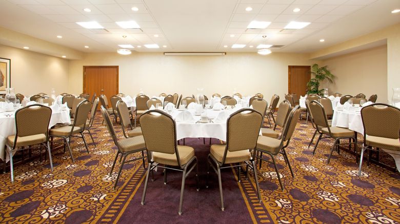 <b>Holiday Inn Battle Creek Ballroom</b>. Images powered by <a href="https://www.leonardoworldwide.com/" title="Leonardo Worldwide" target="_blank">Leonardo</a>.