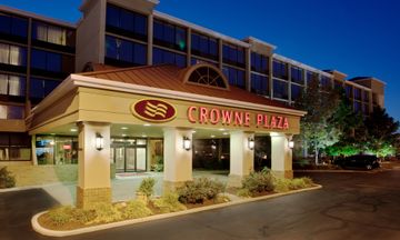 Crowne Plaza Cleveland Airport
