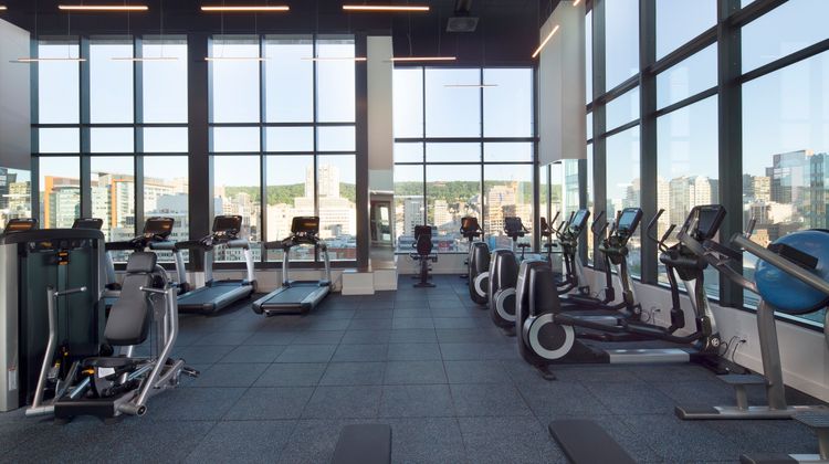 Holiday Inn Hotel/Stes Centre-ville West Health Club