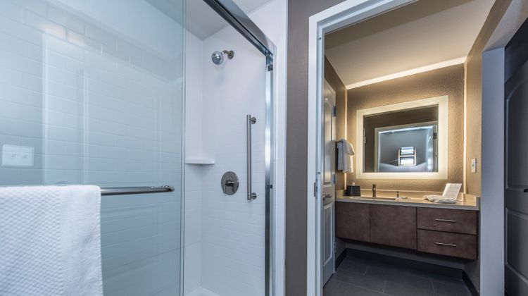 Staybridge Suites Mount Pleasant Room